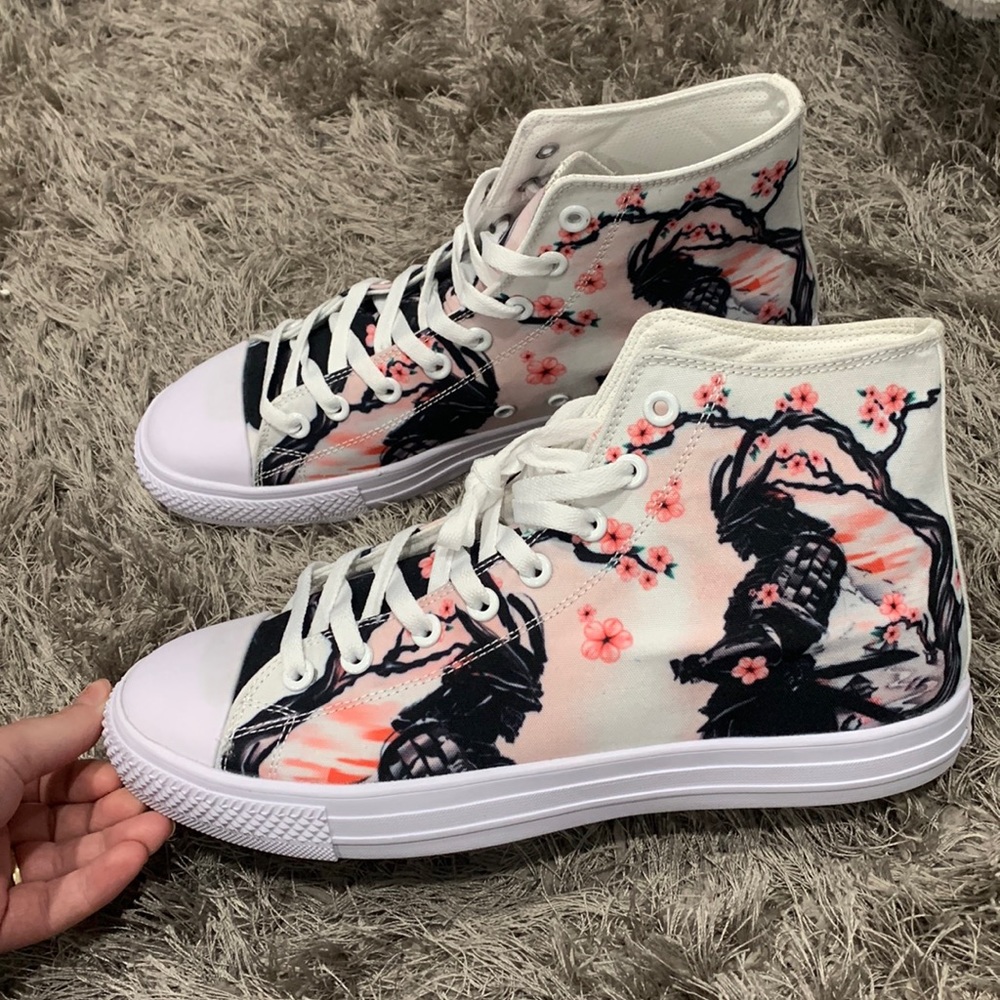 RAAD shoes size 10 in mens 11.5 in woman’s